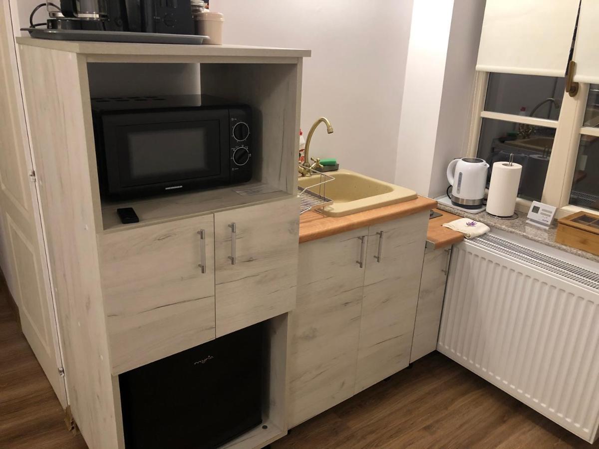 Cozy Central Apartment Брашов Экстерьер фото